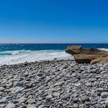 Sea View Red Summer Breeze Apartament *