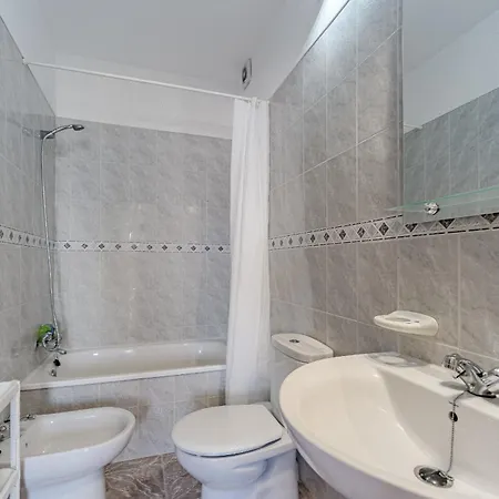 Sea View Red Summer Breeze Apartament *