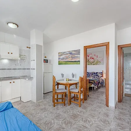 Sea View Red Summer Breeze *